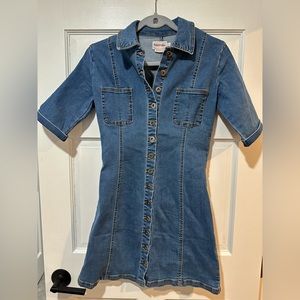 ShowPo denim button down dress, never worn